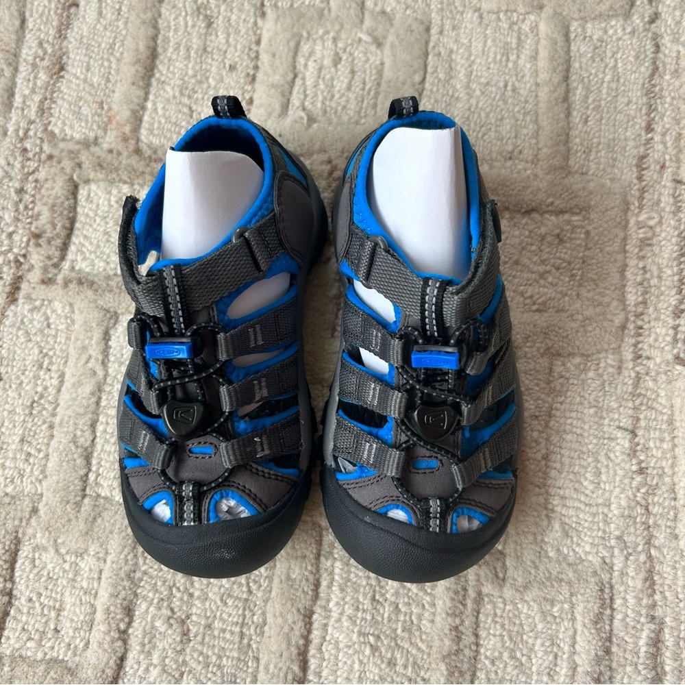 NIB Keen Boy Newport H2 Water Friendly Sandal Magnet Brilliant Blue US11 Eu29